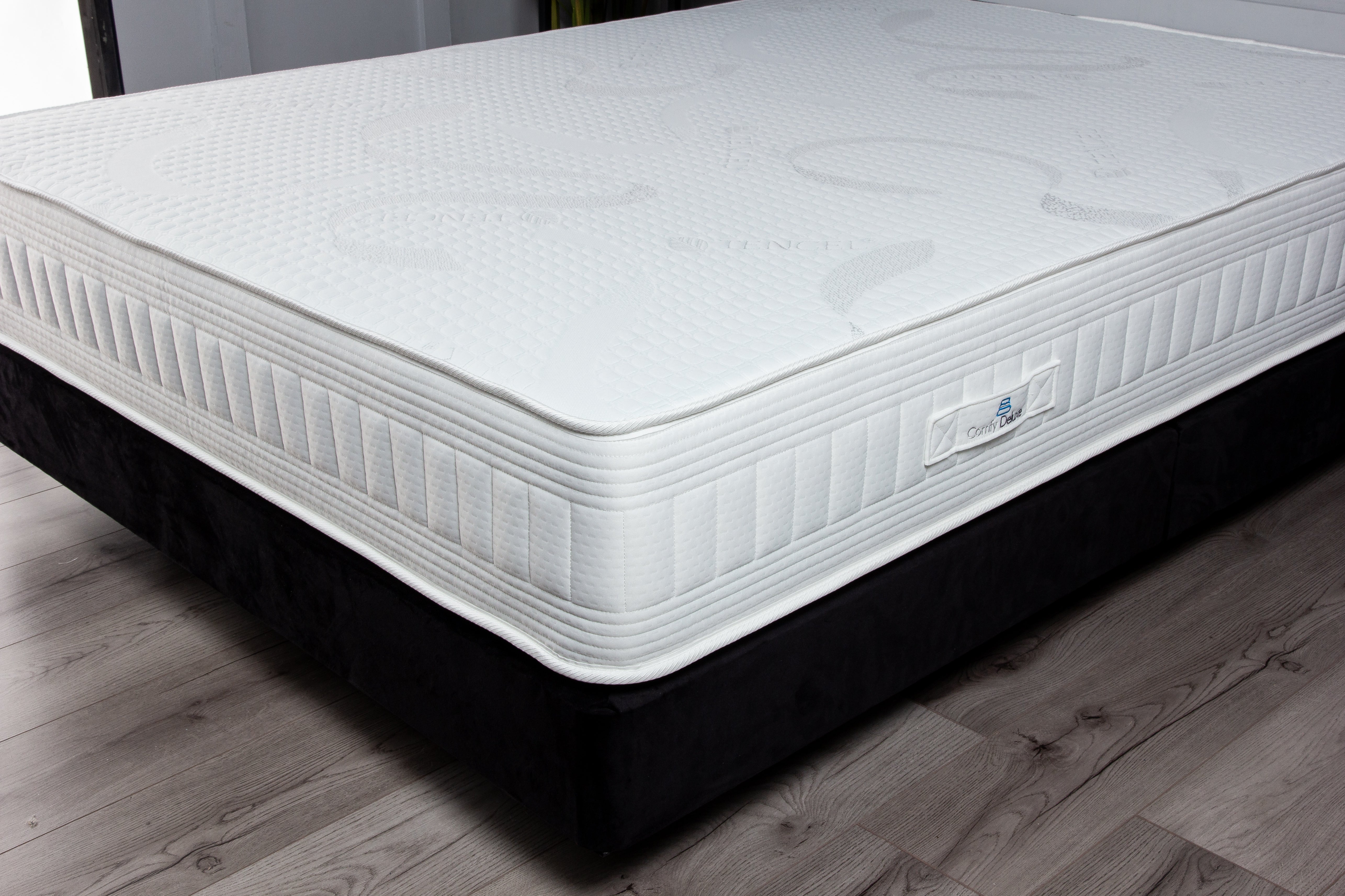 Zeus Reflex Foam Pocket Sprung Encapsulated Mattress