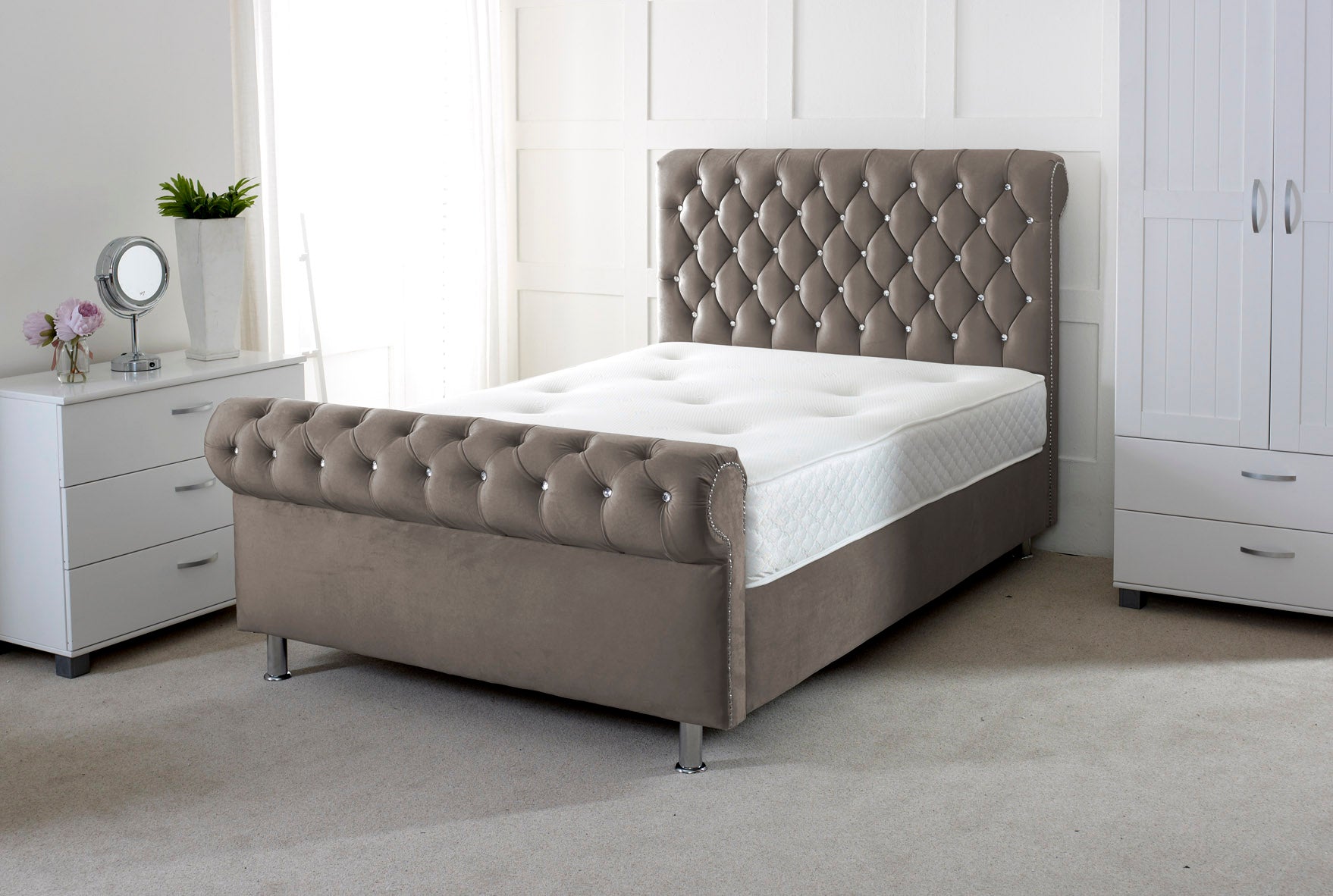 Chesterfield Sleigh Scroll Bed  Elegant Bedroom Design