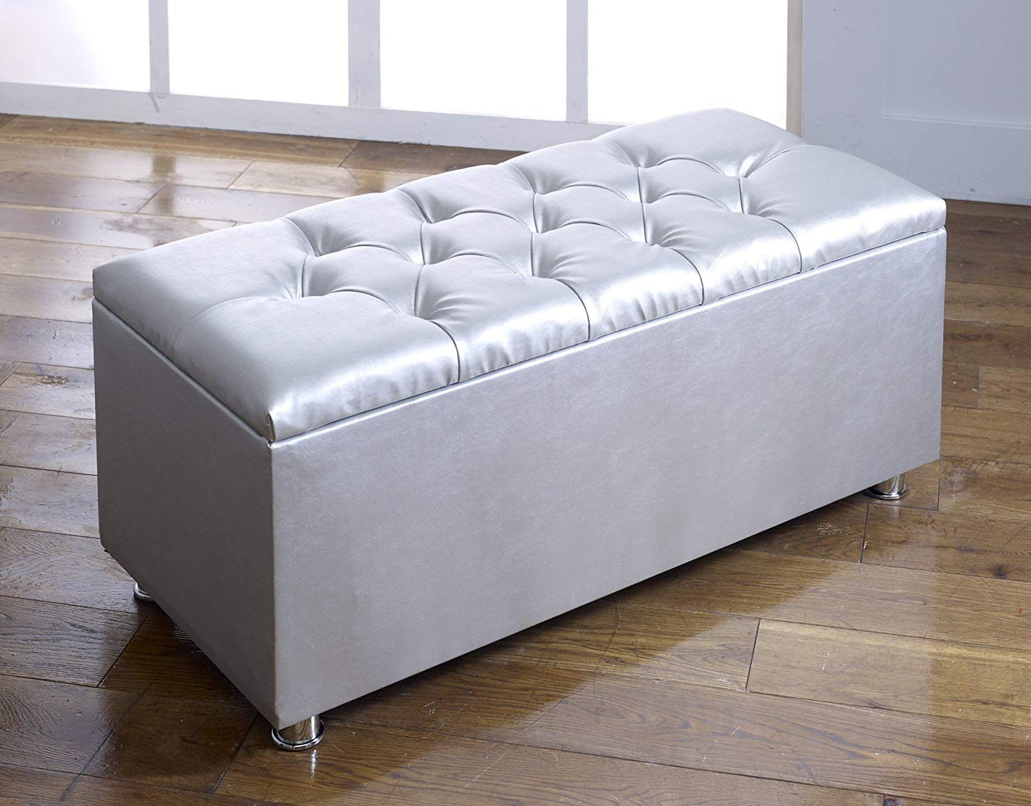 Chesterfield Gas Lift Ottoman Blanket Storage Box