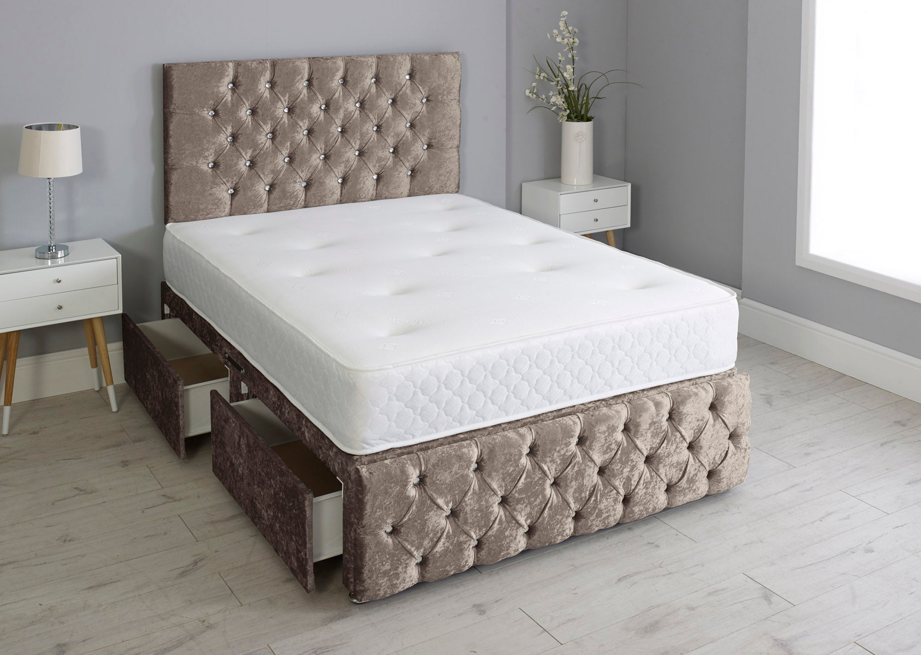 Milly Chesterfield Divan Bed Set with Footboard & Mattress